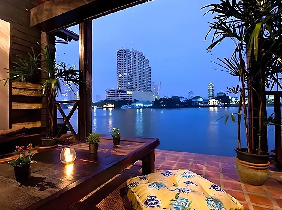 Loy La Long Hotel-1